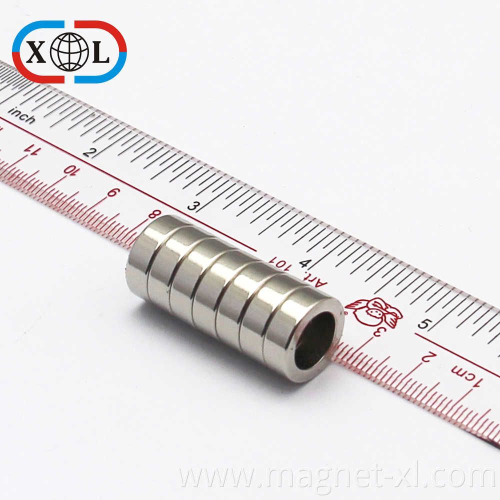 Magnet with Countersink Hole